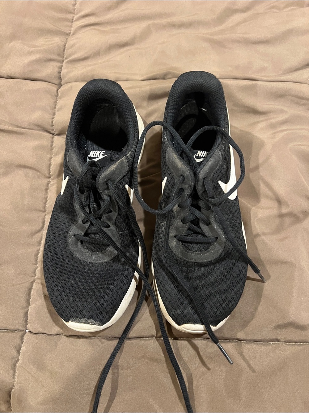 Nike Black Athletic Running Shoes with White Swoosh
